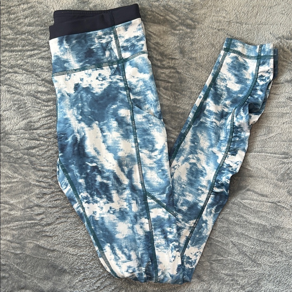 Lululemon Blue Tie-Dye Leggings